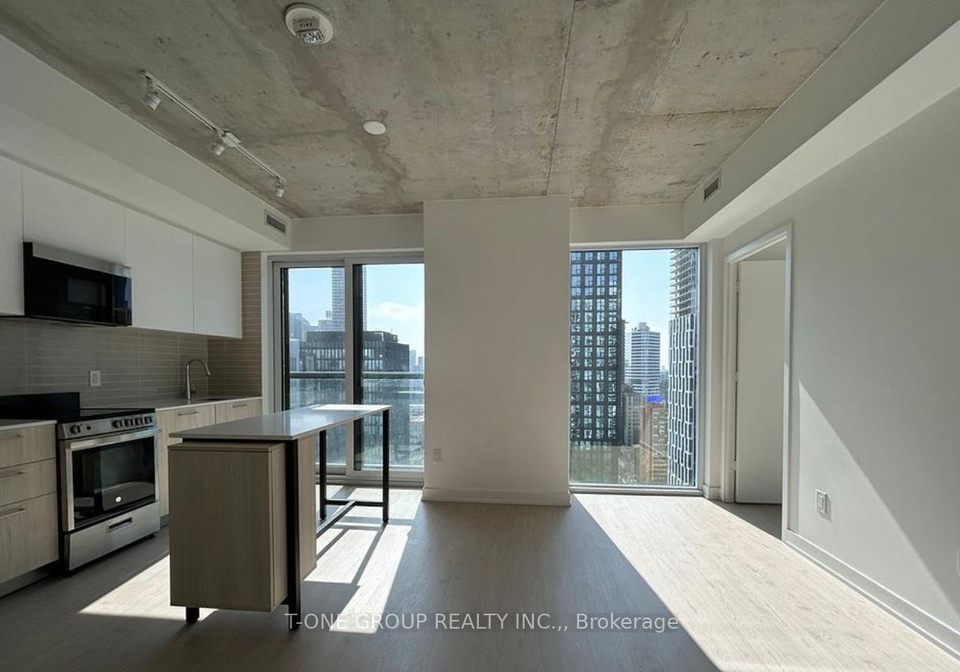 65-mutual-street-toronto-ontario-c12158474