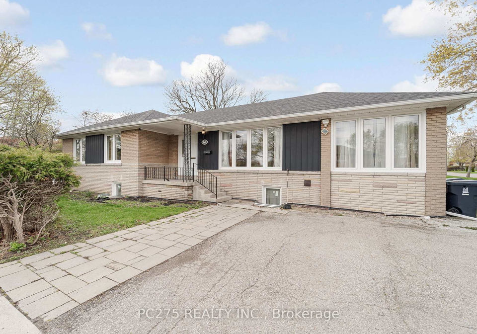 67-acton-avenue-toronto-ontario-c12159589