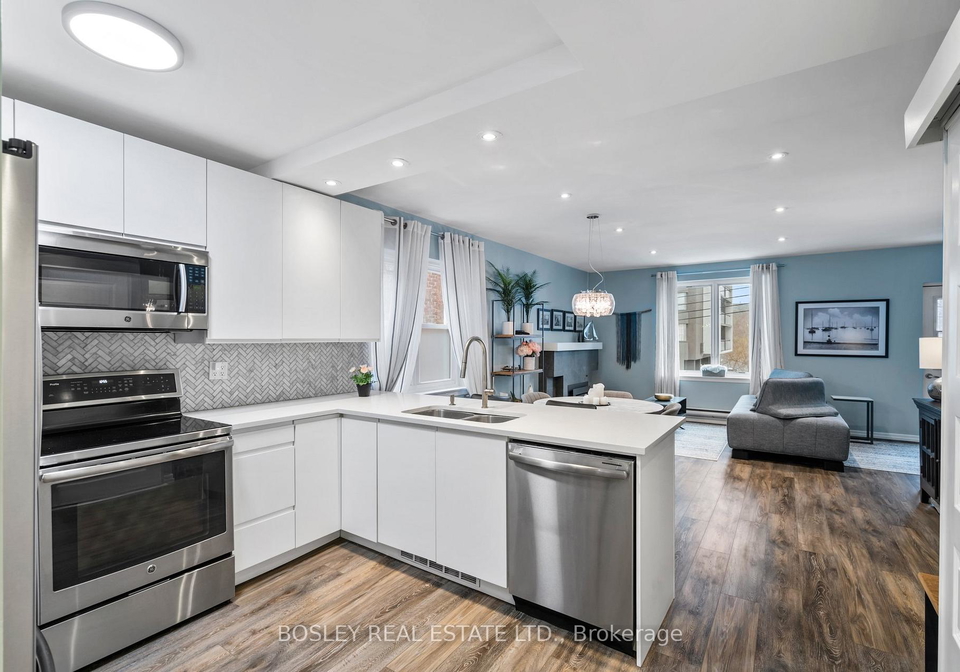 25-hillsboro-avenue-toronto-ontario-c12160252