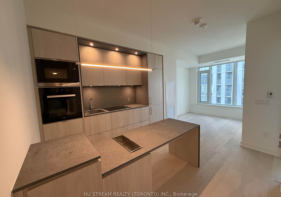 11-yorkville-avenue-toronto-ontario-c12161439