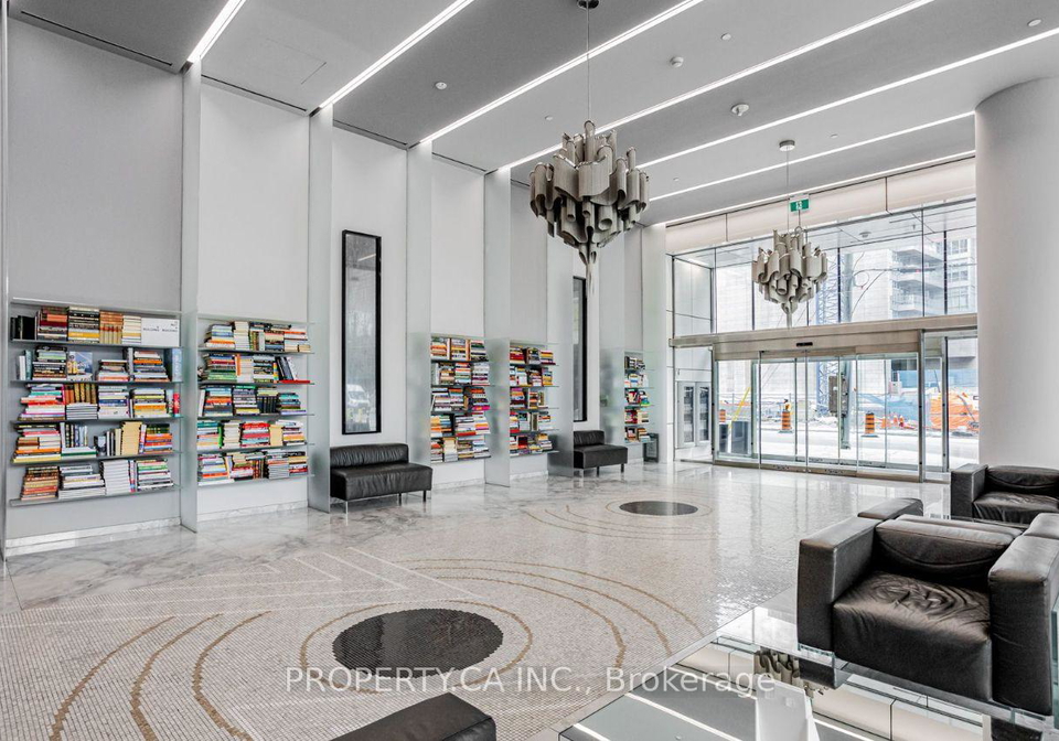 5-soudan-avenue-toronto-ontario-c12161555
