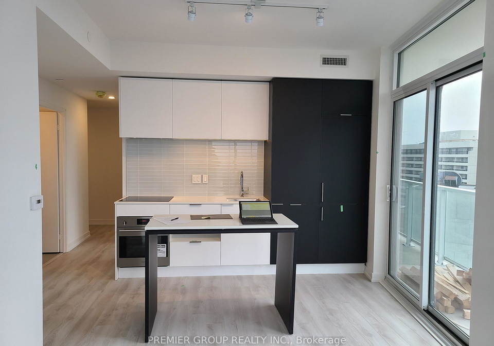 33-helendale-avenue-toronto-ontario-c12162153