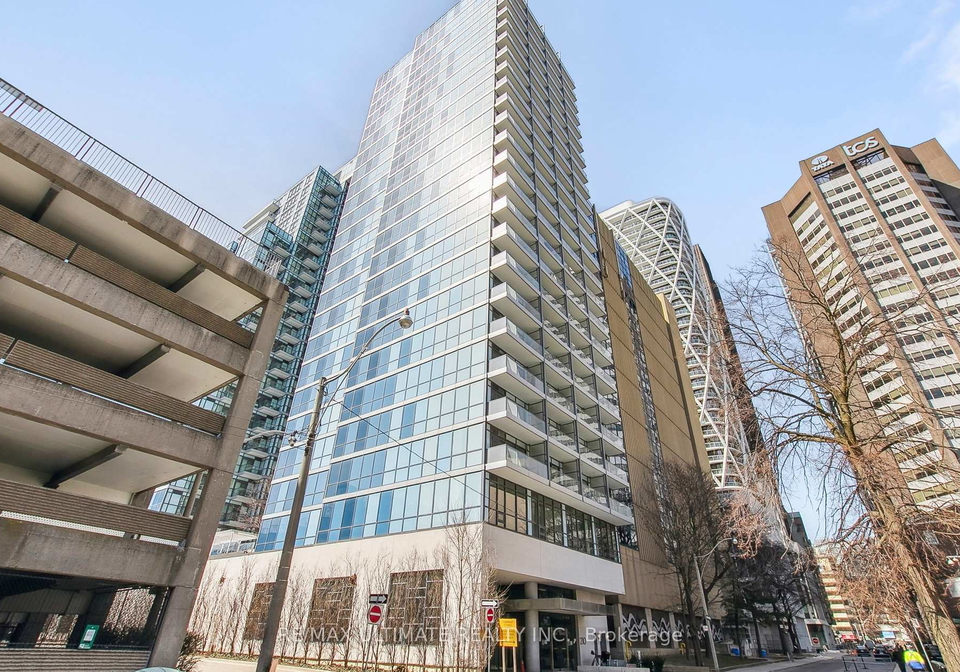 210-simcoe-street-toronto-ontario-c12162734