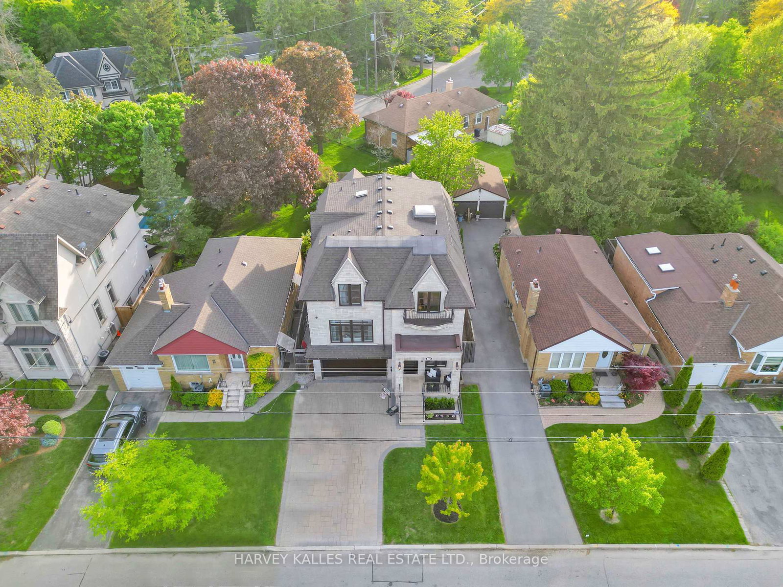10-easton-road-toronto-ontario-c12163476