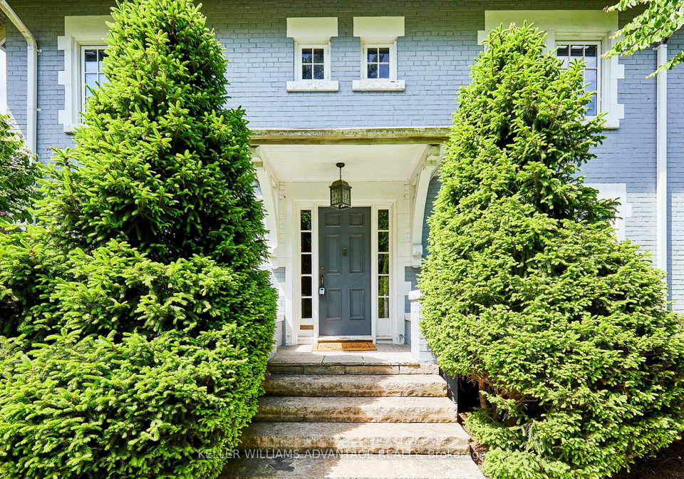 210-glencairn-avenue-toronto-ontario-c12163701