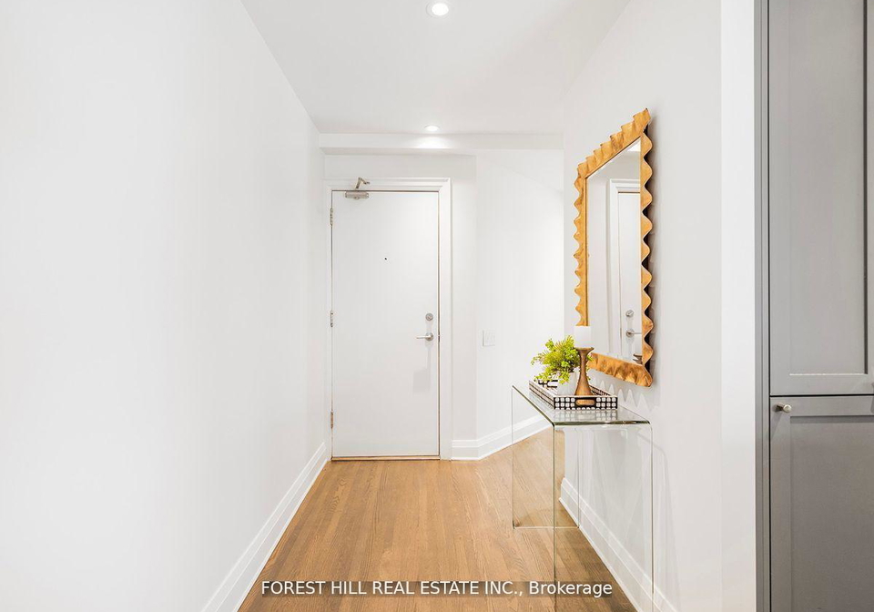 717-eglinton-avenue-w-toronto-ontario-c12163887