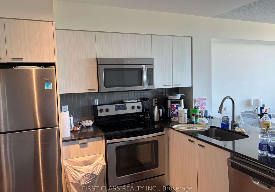 88-sheppard-avenue-e-north-york-ontario-c12165084
