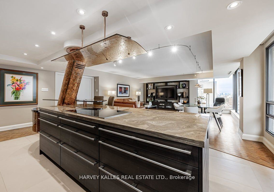 447-walmer-road-toronto-ontario-c12165202