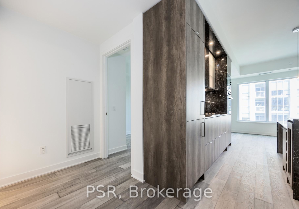11-yorkville-avenue-toronto-ontario-c12165834