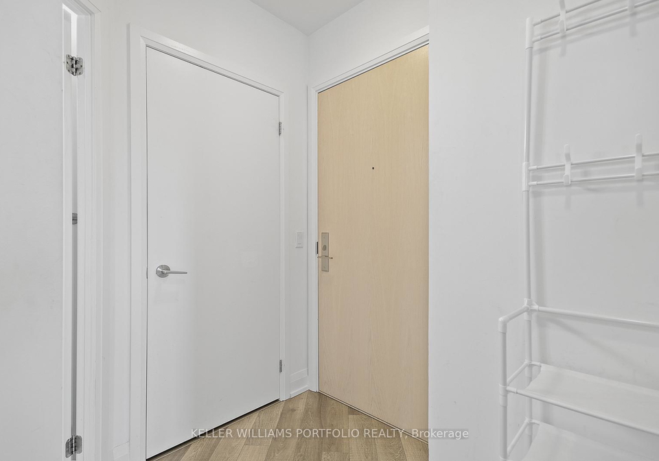 77-mutual-street-toronto-ontario-c12166194