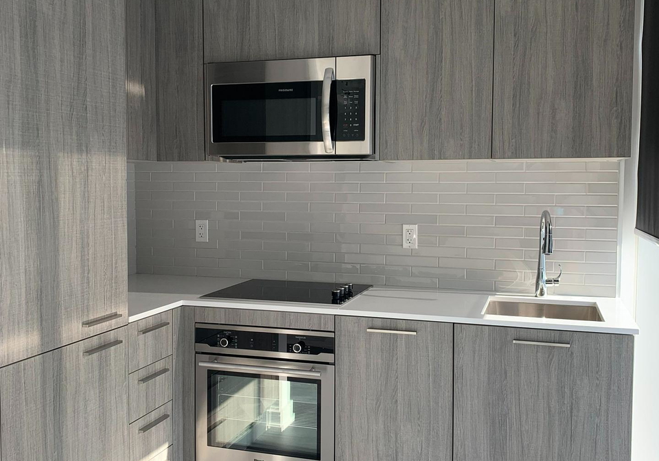 3-gloucester-street-toronto-ontario-c12166785