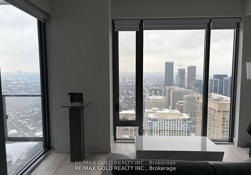 8-cumberland-street-toronto-ontario-c12166913
