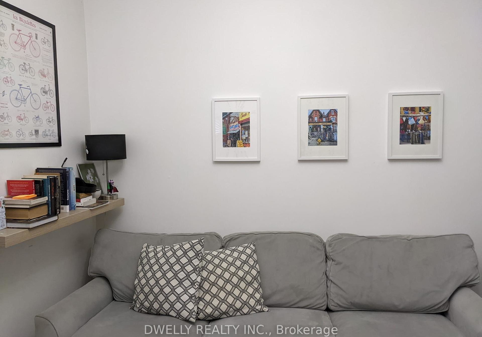662-dundas-street-w-toronto-ontario-c12167674