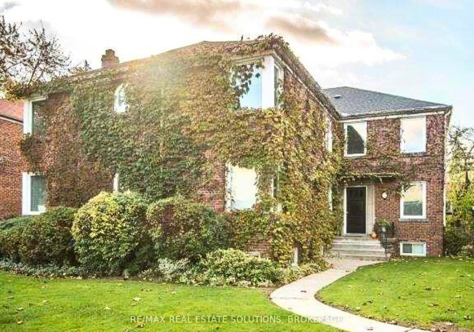 5-warwick-avenue-toronto-ontario-c12168293