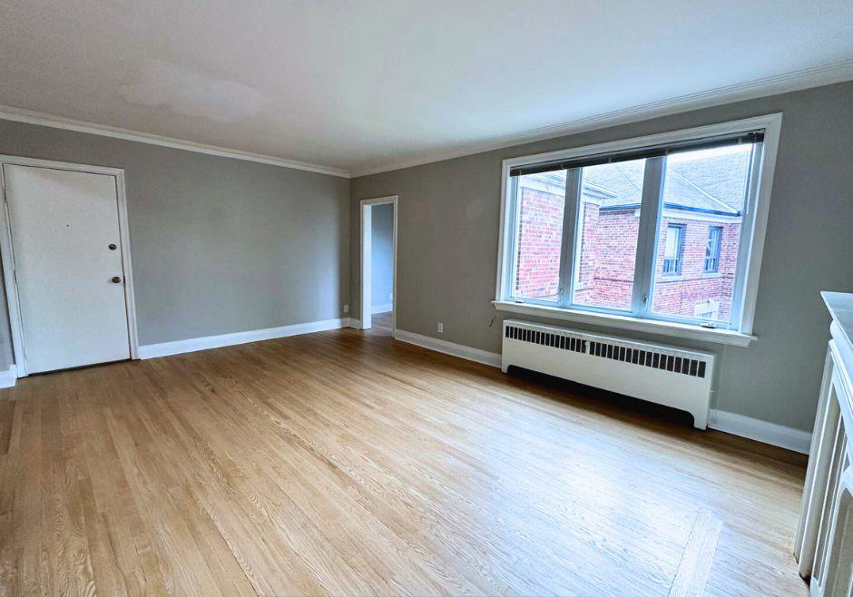 5-warwick-avenue-toronto-ontario-c12168293