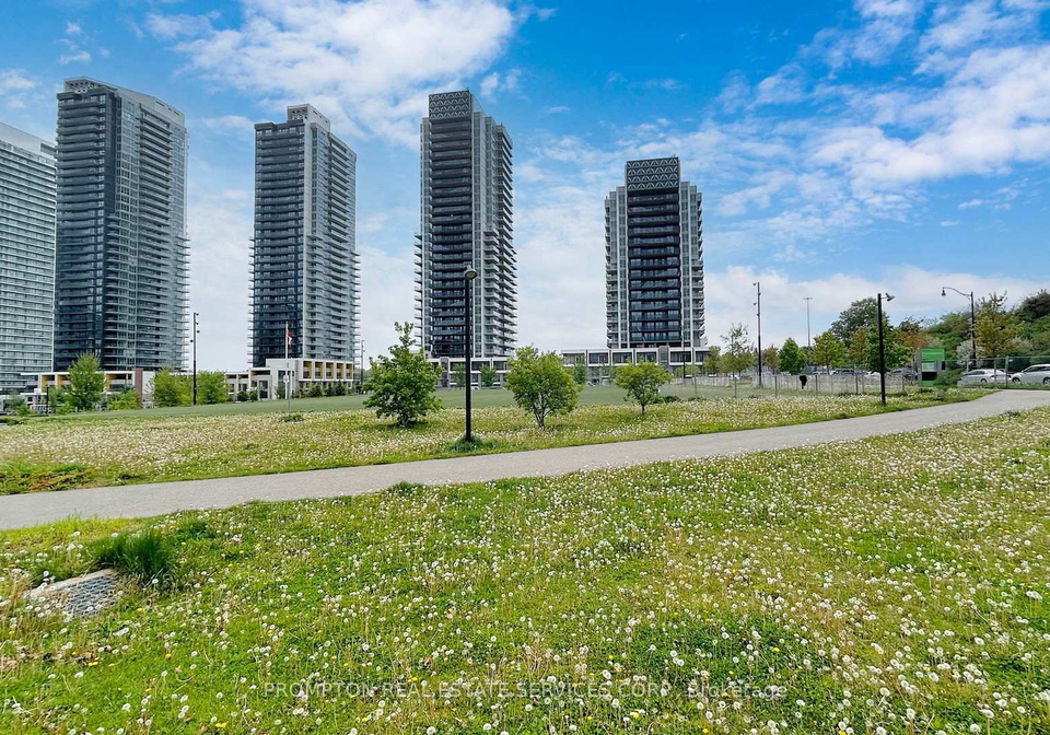 27-mcmahon-drive-north-york-ontario-c12168310