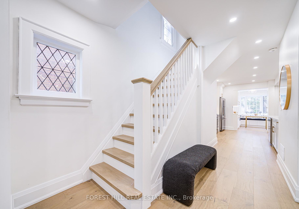 29-burnaby-boulevard-toronto-ontario-c12168593