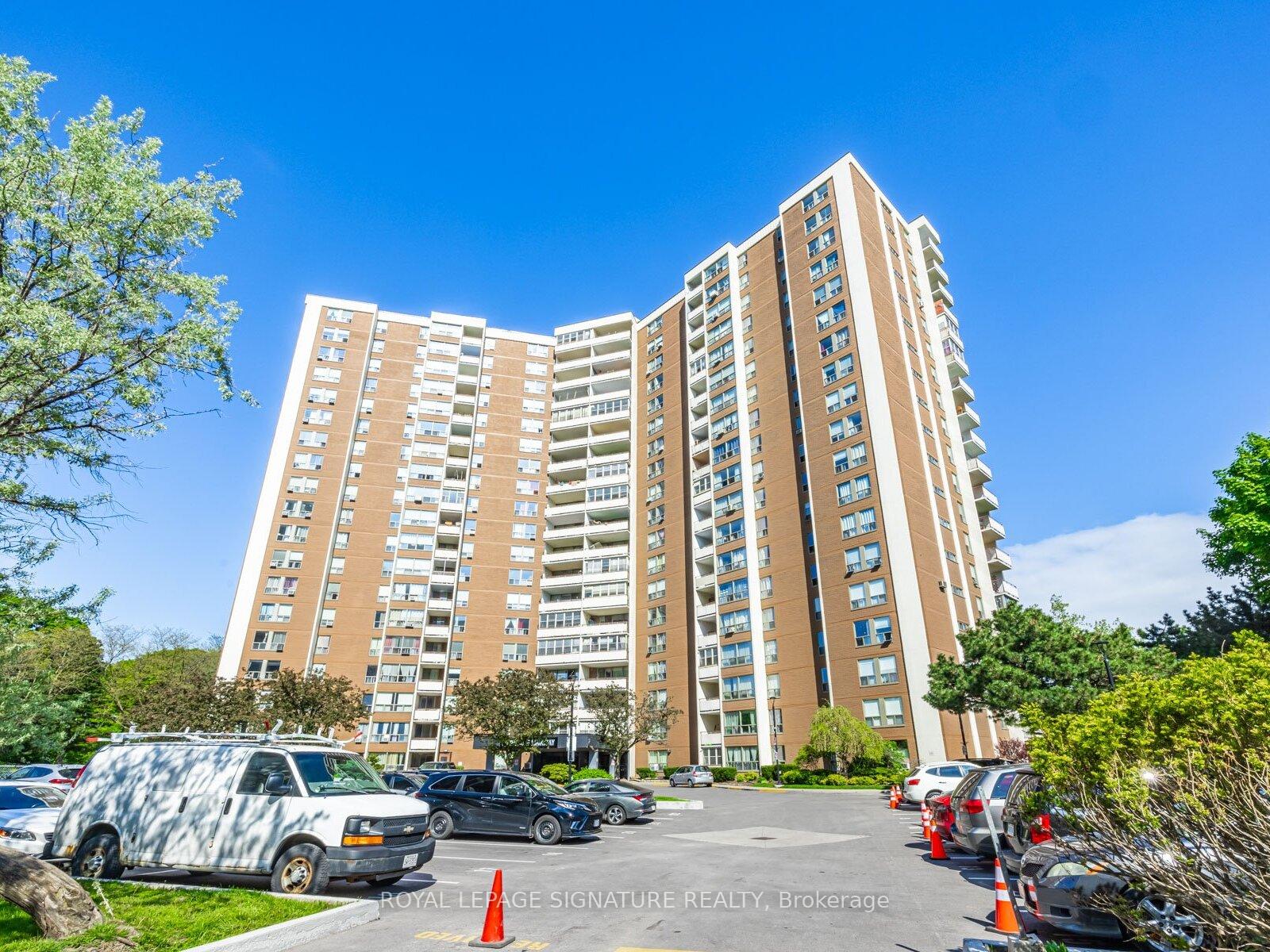 60-pavane-linkway-east-york-ontario-c12168828
