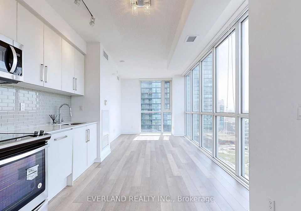 5180-yonge-street-toronto-ontario-c12169024