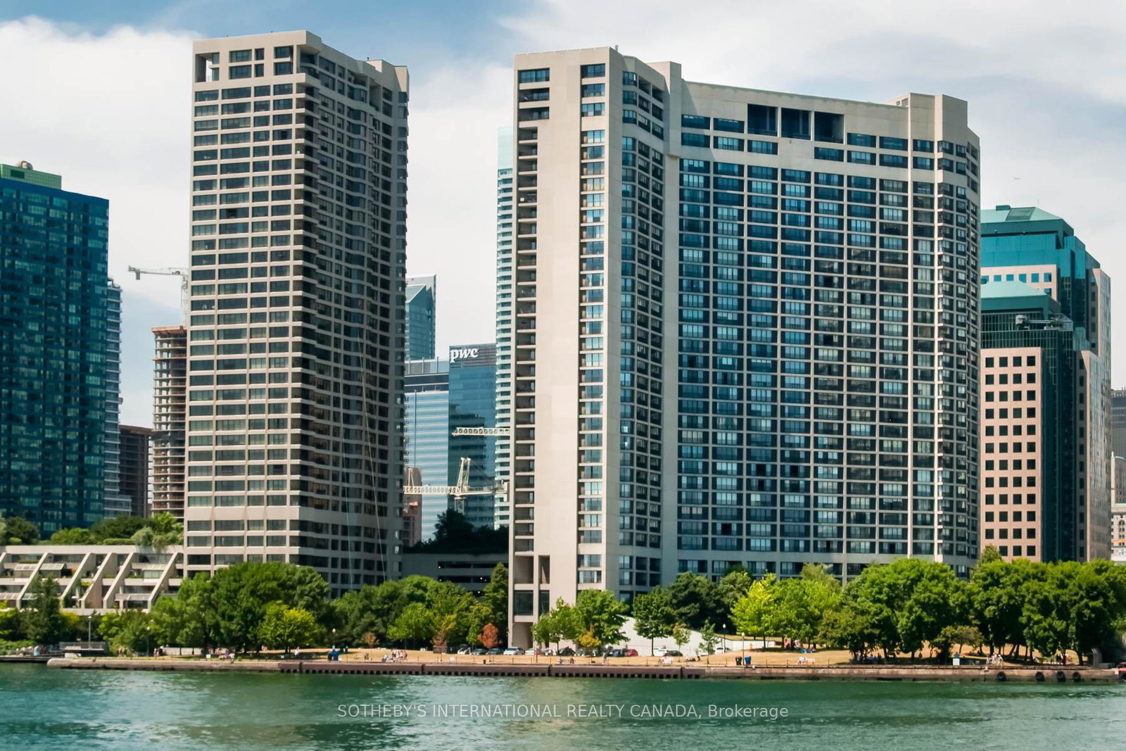 33-harbour-square-toronto-ontario-c12169445
