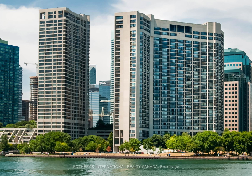 33-harbour-square-toronto-ontario-c12169445