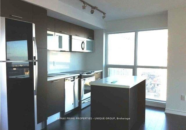 386-yonge-street-toronto-ontario-c12170006