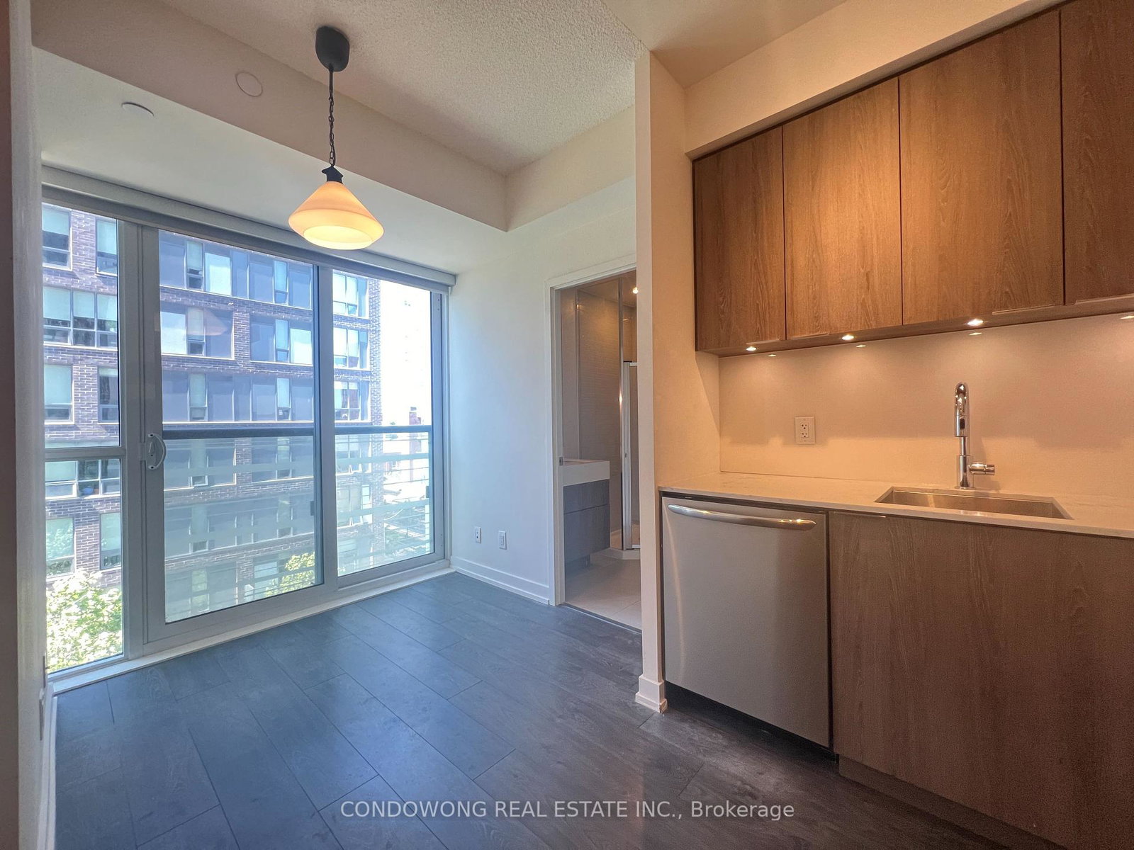 200-sackville-street-toronto-ontario-c12170272