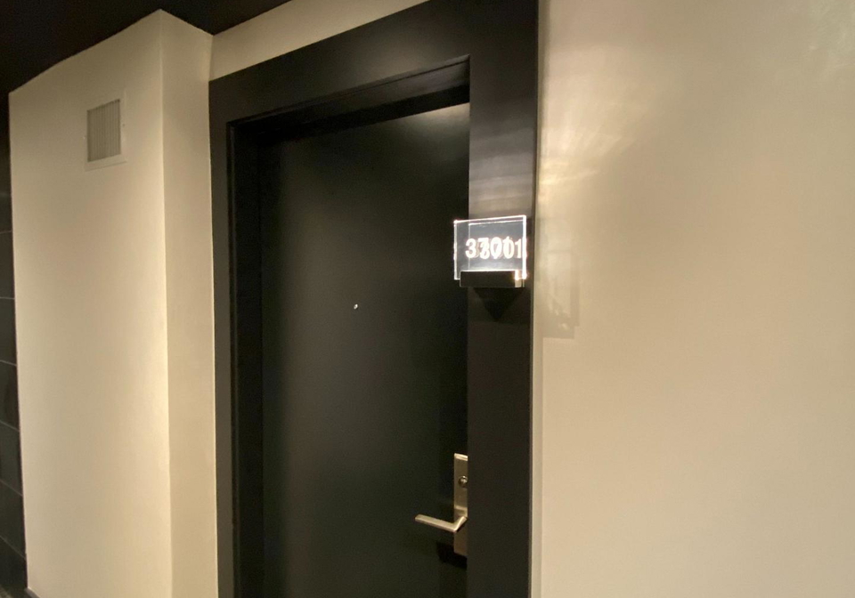 290-adelaide-street-w-toronto-ontario-c12170358