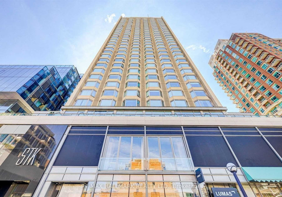 155-yorkville-avenue-toronto-ontario-c12170429