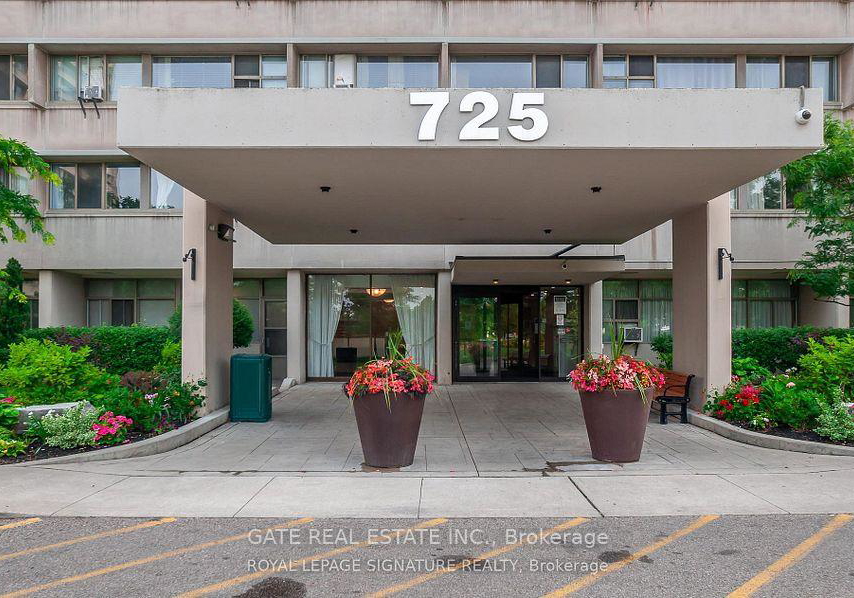 725-don-mills-road-east-york-ontario-c12170847