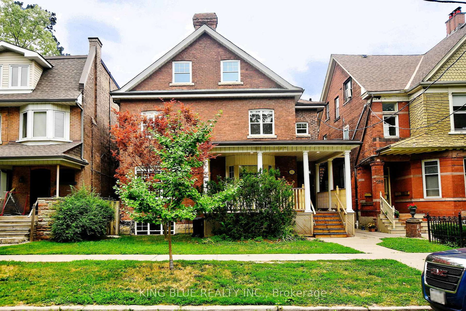 161-madison-avenue-toronto-ontario-c12170898