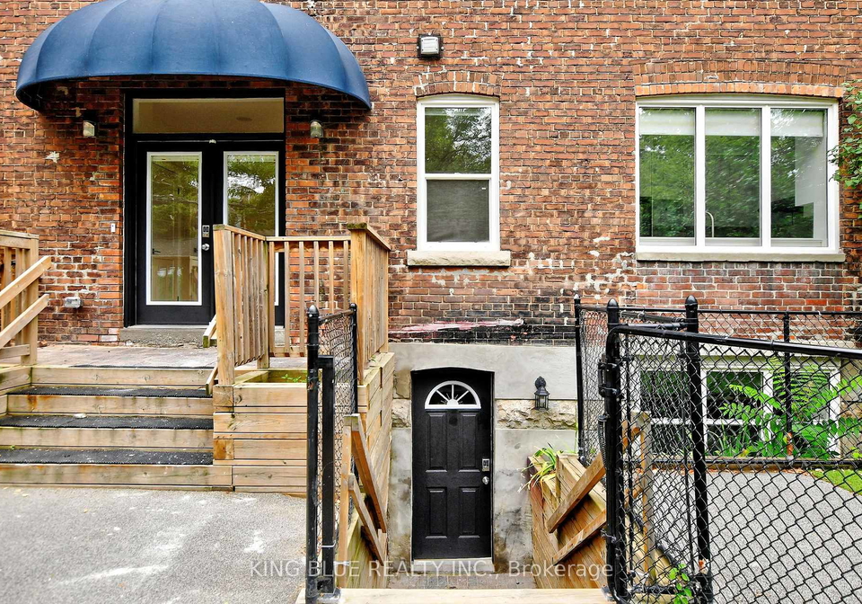 161-madison-avenue-toronto-ontario-c12170898