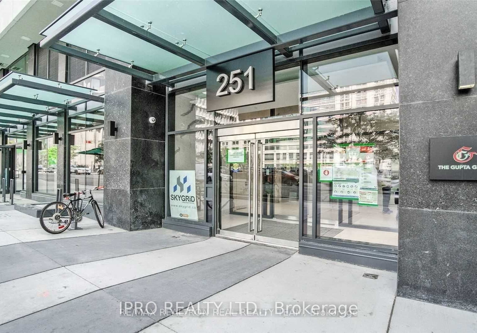 251-jarvis-street-toronto-ontario-c12171330