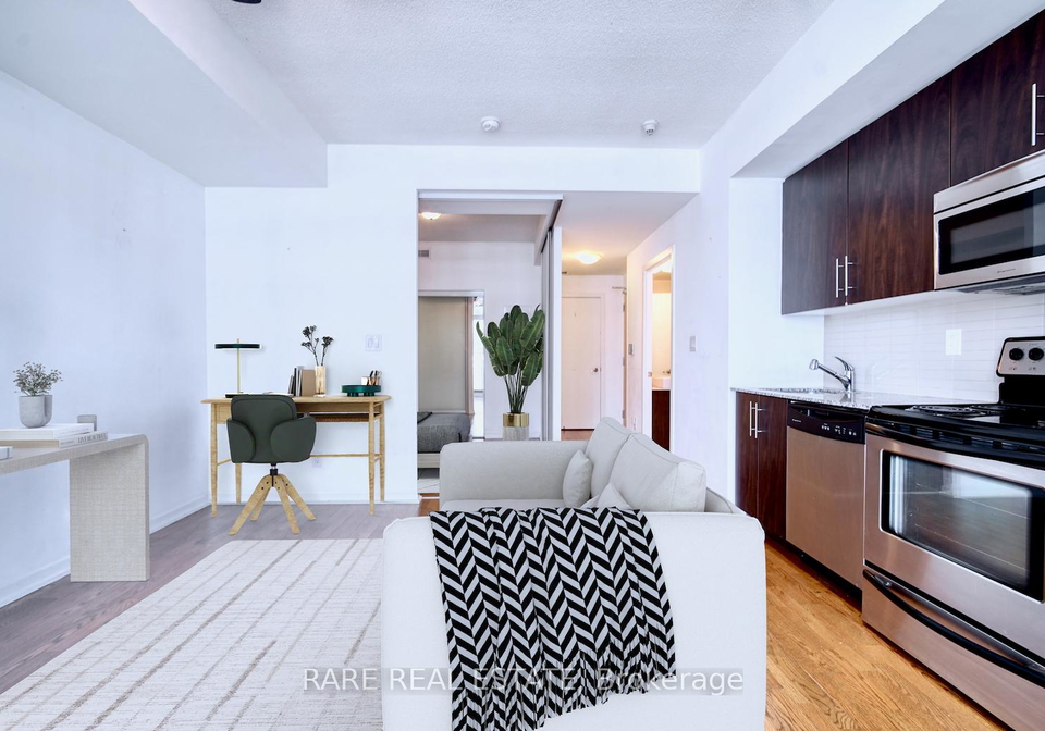 65-bremner-boulevard-toronto-ontario-c12172661