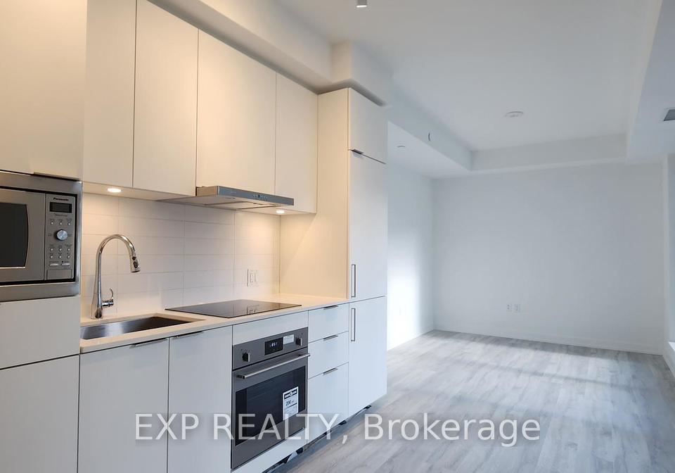 7-golden-lion-heights-north-york-ontario-c12172792
