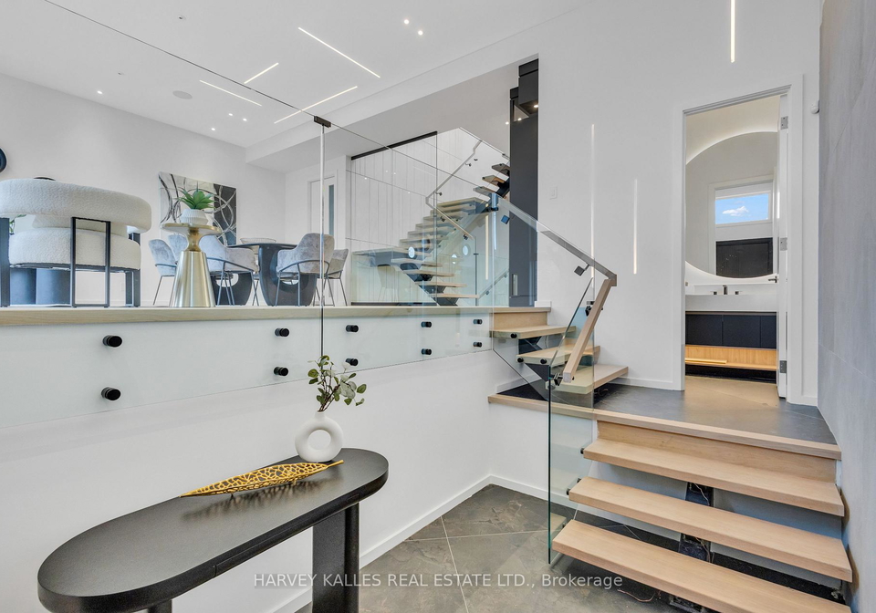 187-roe-avenue-toronto-ontario-c12173276