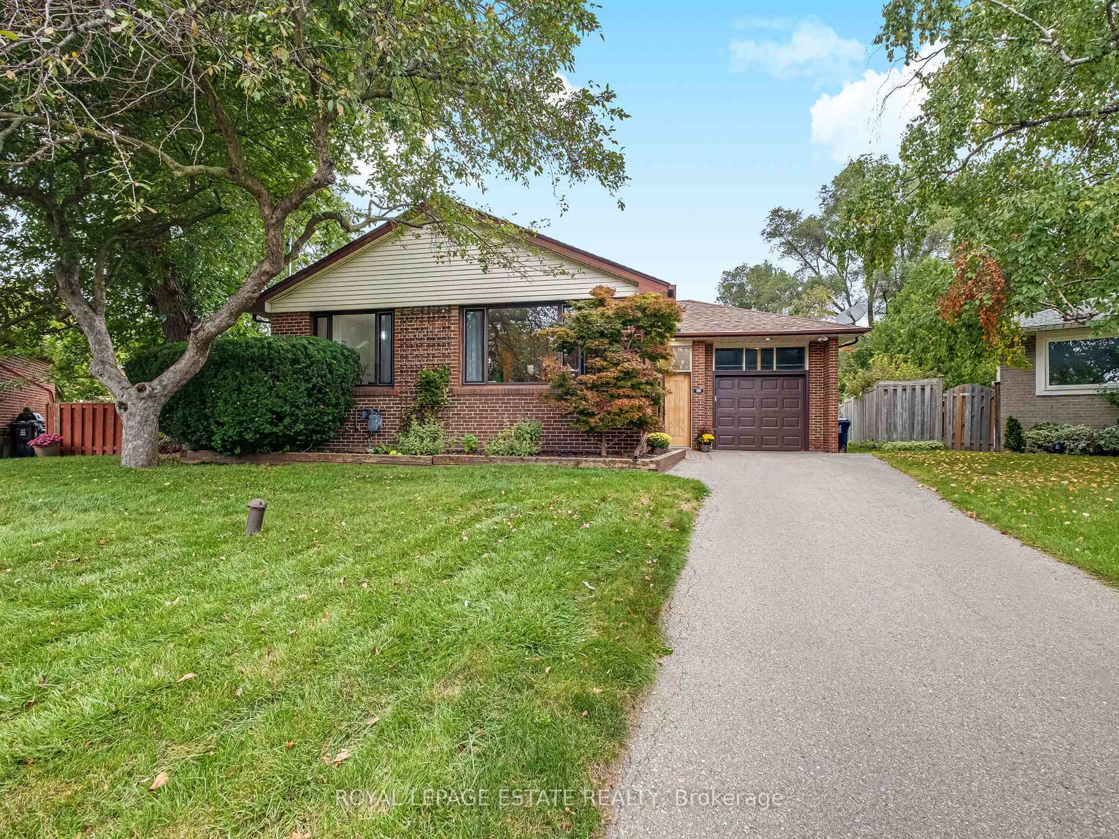 40-dukinfield-crescent-north-york-ontario-c12173365