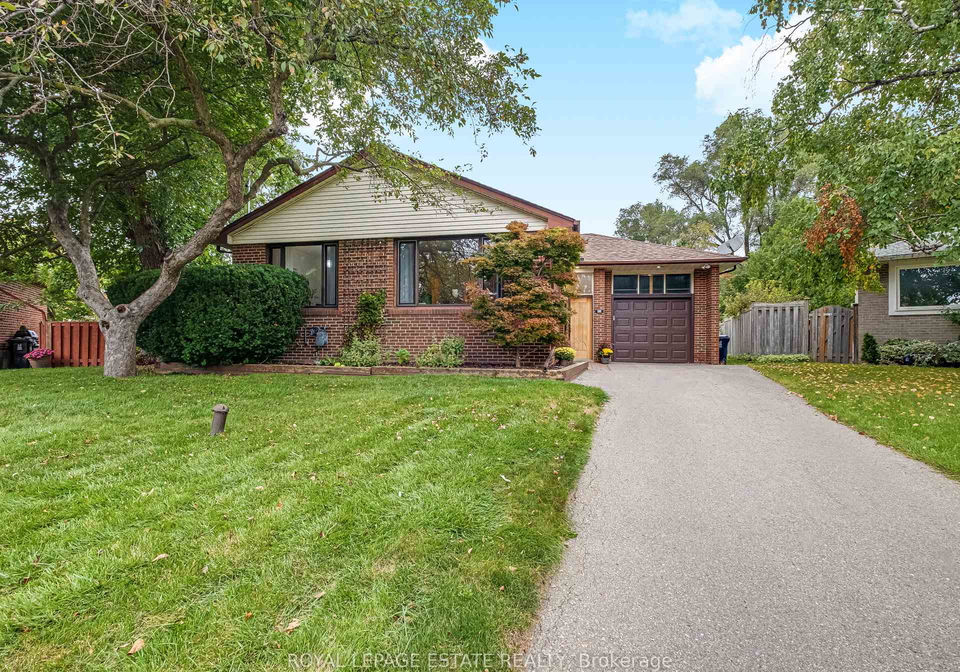 40-dukinfield-crescent-north-york-ontario-c12173365