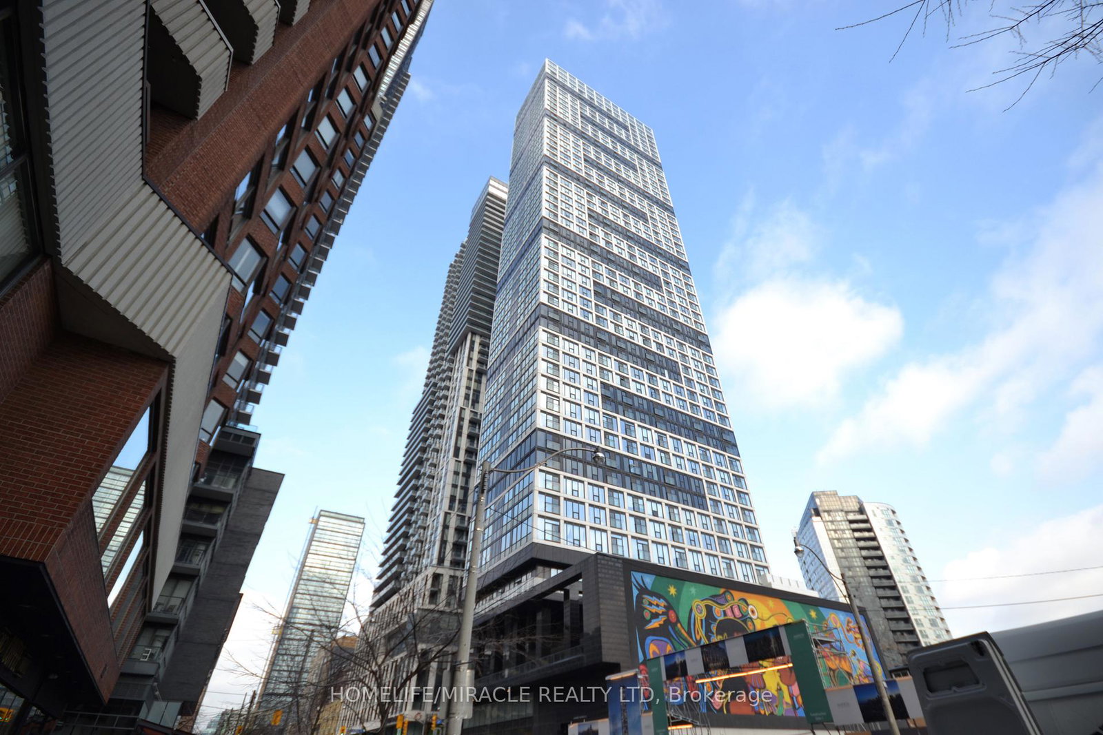 181-dundas-street-e-toronto-ontario-c12173546