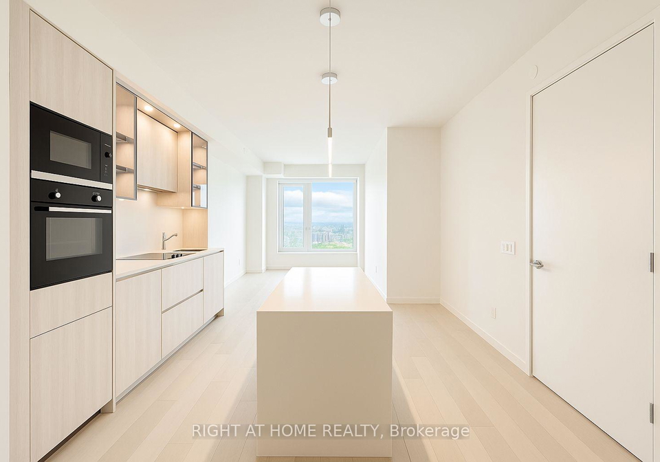 11-yorkville-avenue-toronto-ontario-c12173733