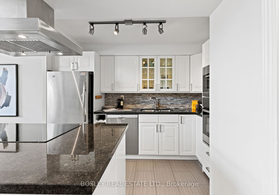 1555-avenue-road-toronto-ontario-c12173841