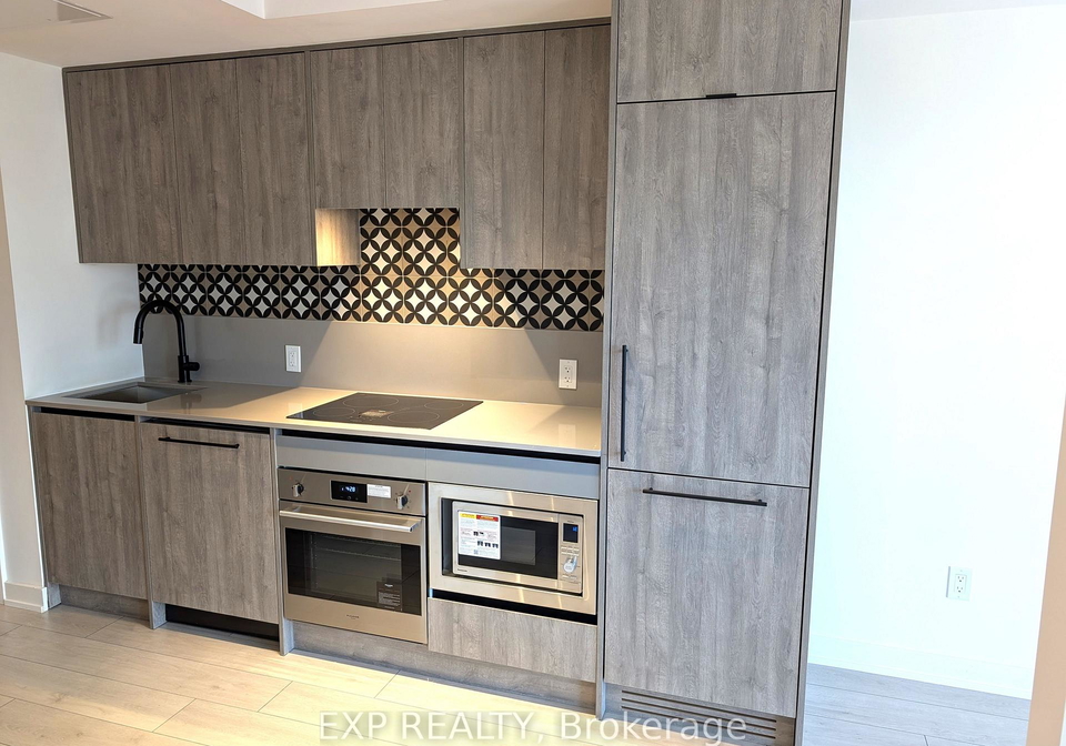 1200-dundas-street-w-toronto-ontario-c12174161