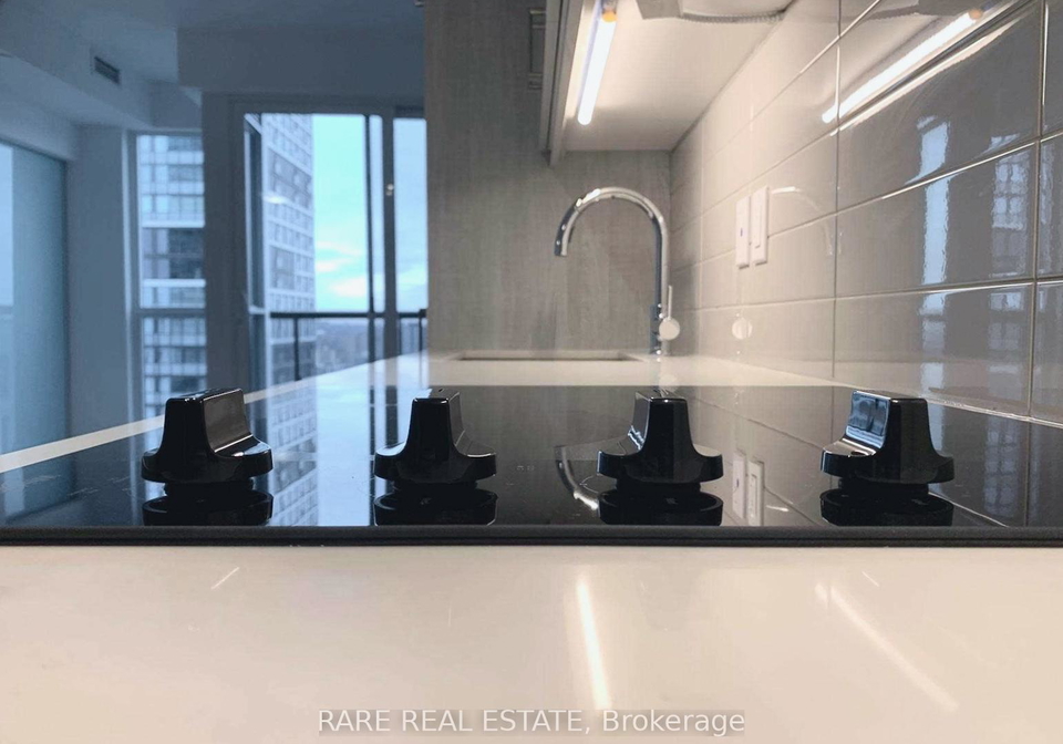 77-mutual-street-toronto-ontario-c12174302