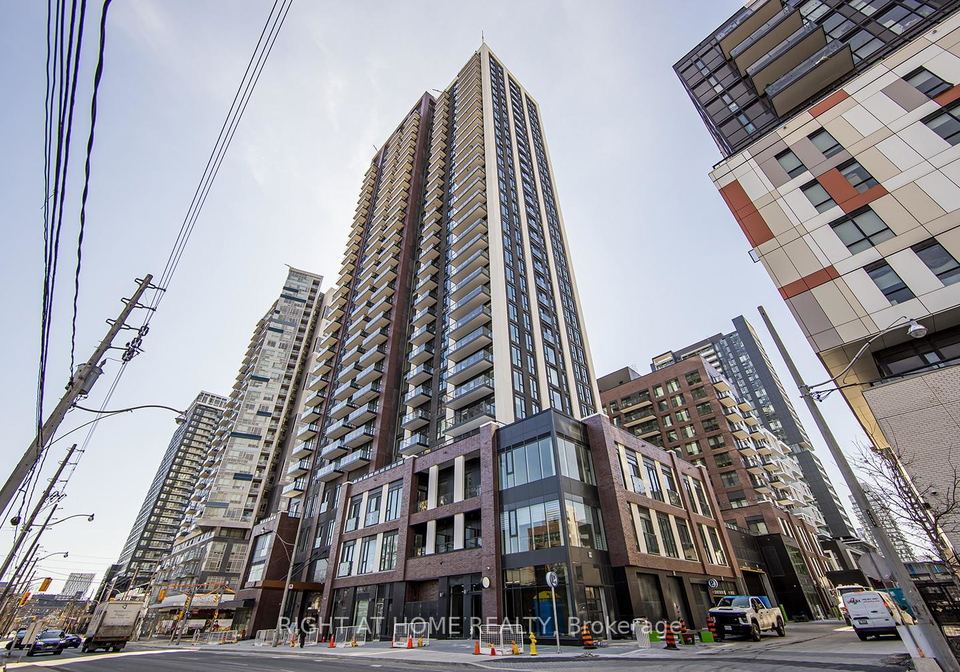 130-river-street-toronto-ontario-c12174312