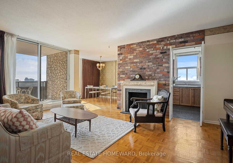 15-vicora-linkway-east-york-ontario-c12174417