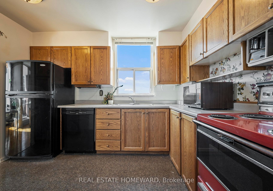 15-vicora-linkway-east-york-ontario-c12174417