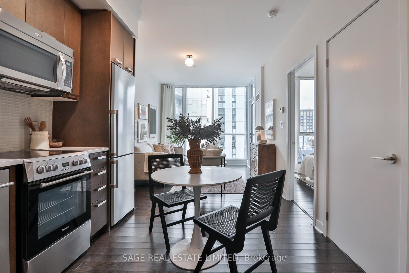 295-adelaide-street-w-toronto-ontario-c12174443
