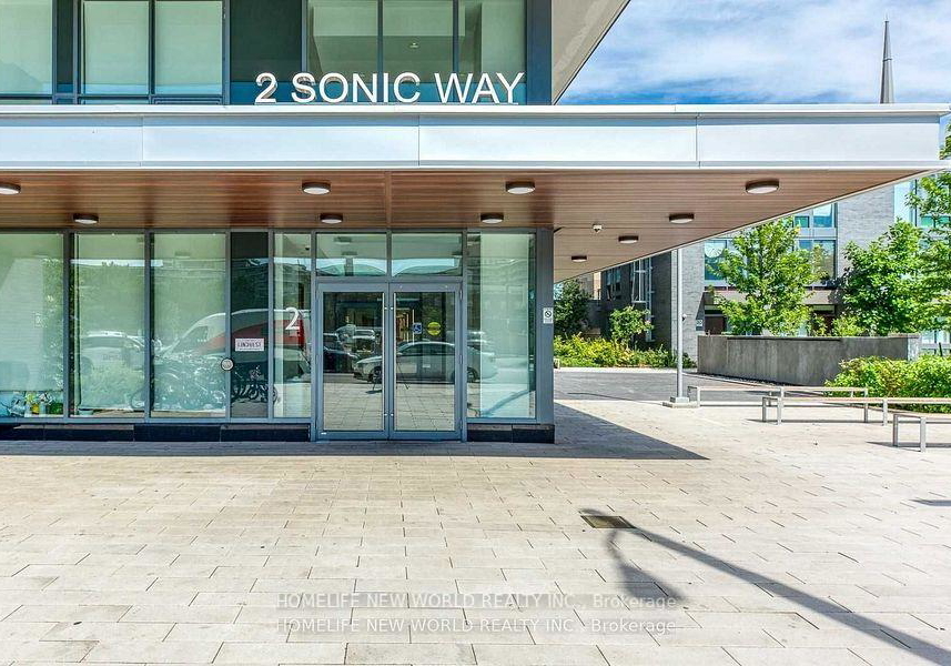 2-sonic-way-east-york-ontario-c12174750