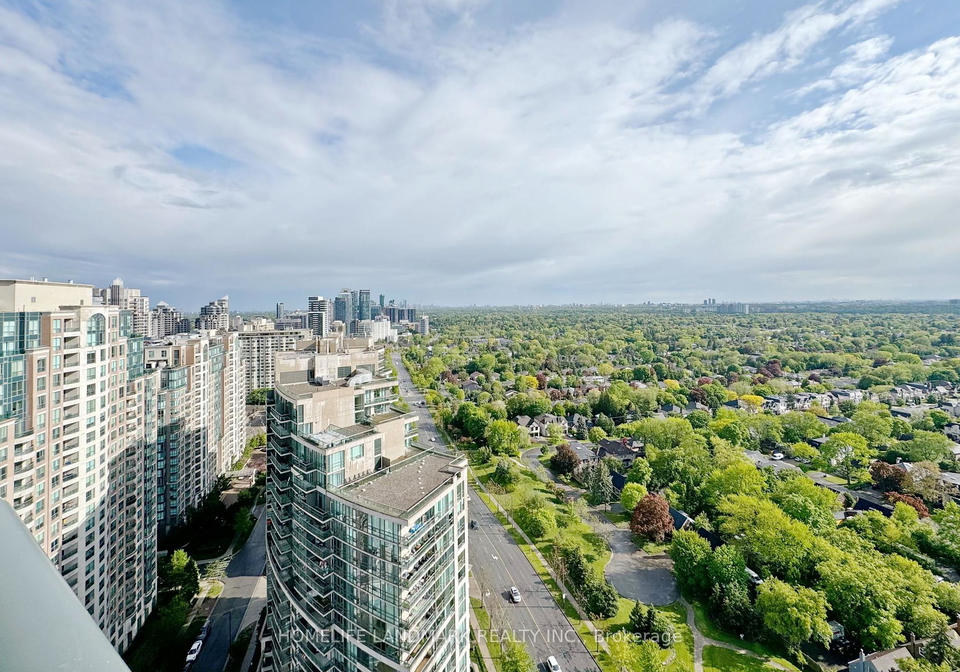 15-greenview-avenue-toronto-ontario-c12174895