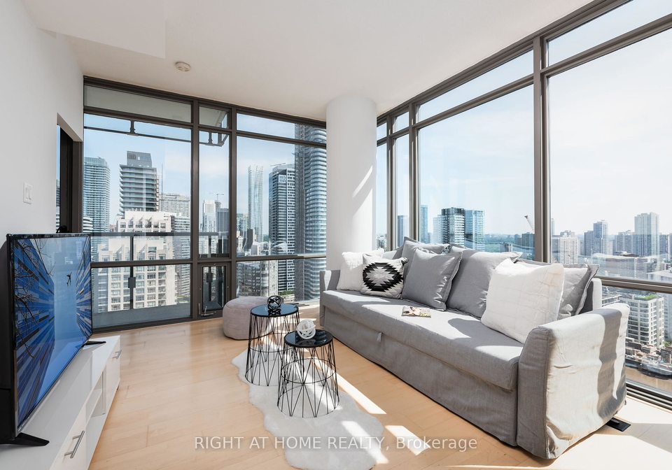 37-grosvenor-street-toronto-ontario-c12174903